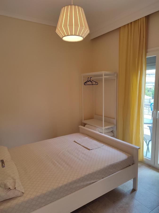 Estrella Rooms Nea Kallikrateia 외부 사진