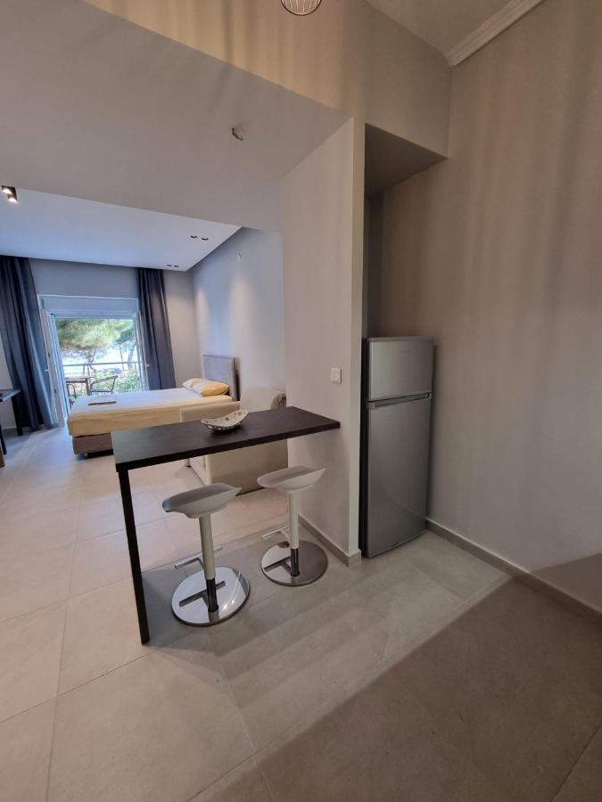 Estrella Rooms Nea Kallikrateia 외부 사진