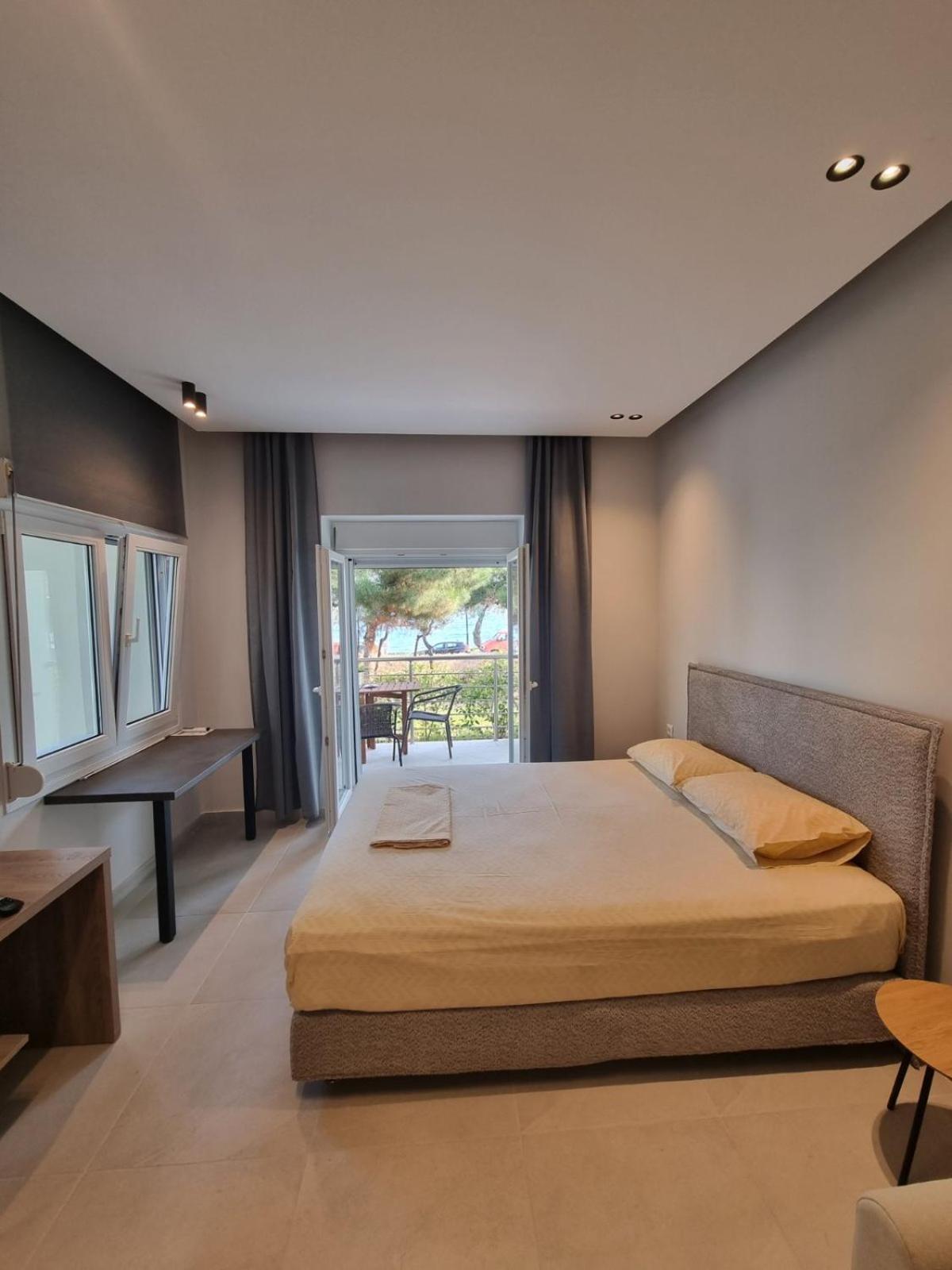 Estrella Rooms Nea Kallikrateia 객실 사진