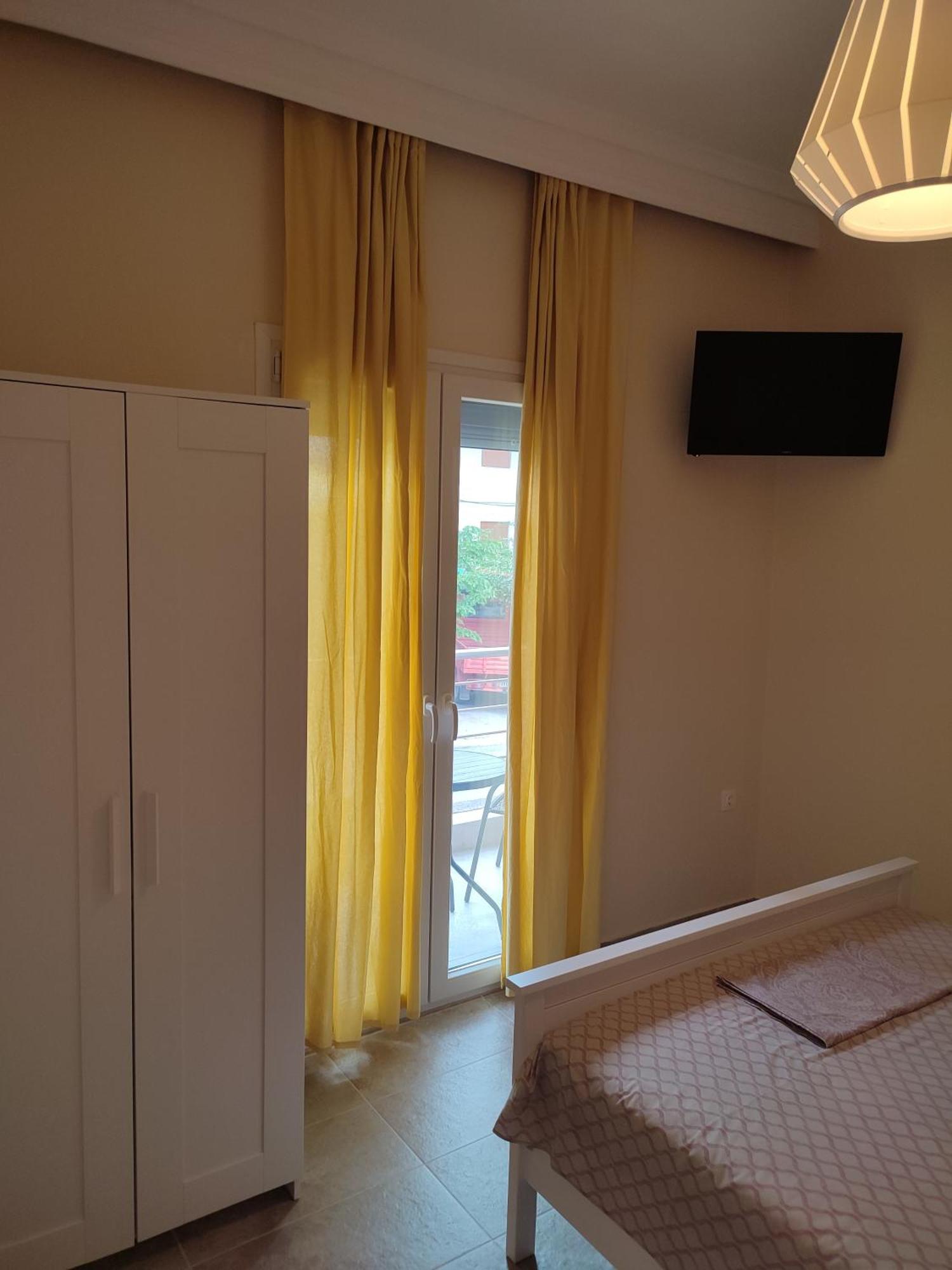 Estrella Rooms Nea Kallikrateia 객실 사진